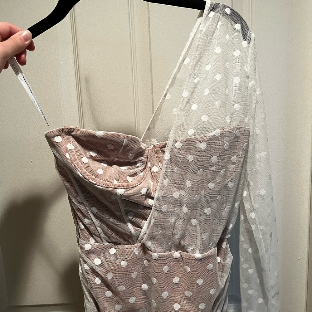 One shoulder mini polka-dot dress